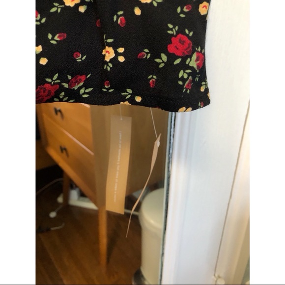 ✨ NWT ✨ Reformation Bates slip dress - Picture 4 of 6